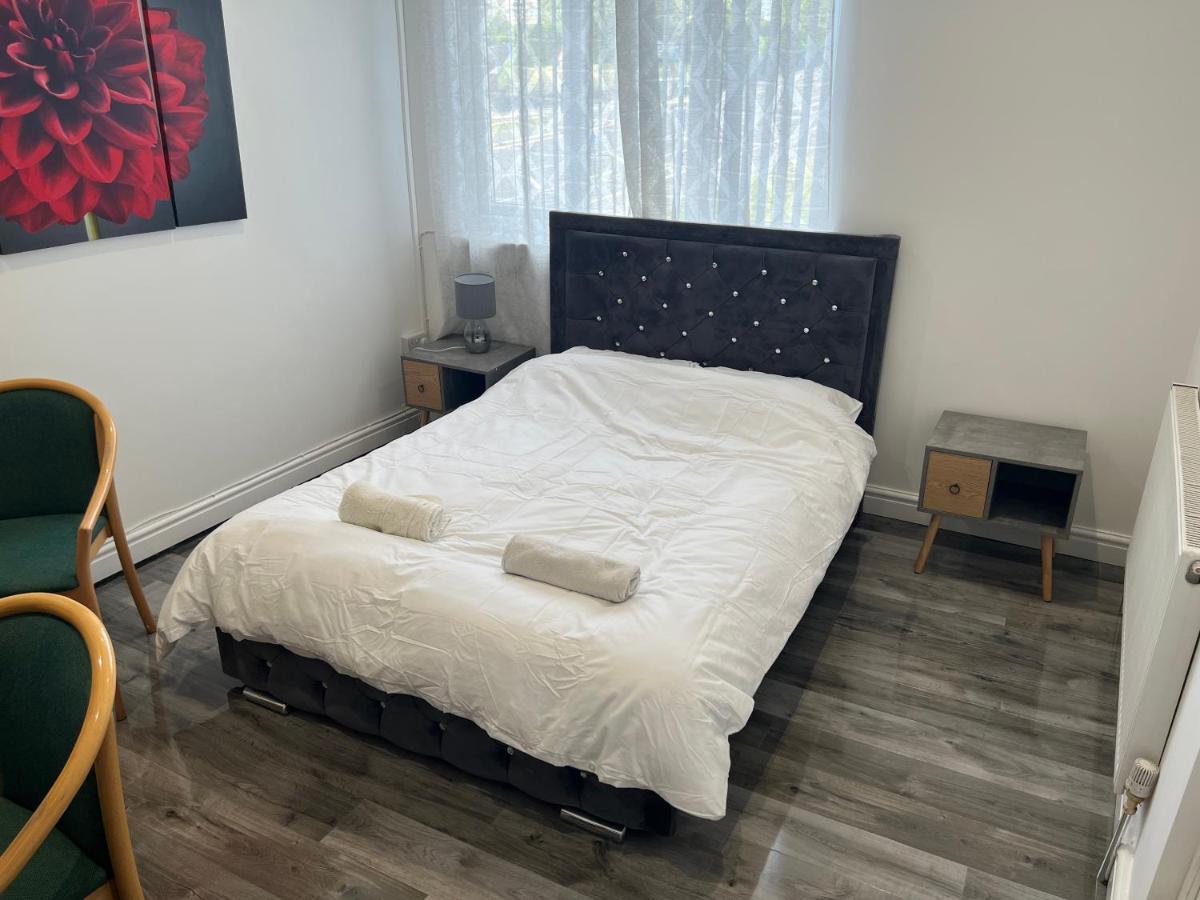 Zams Rooms Stoke-on-Trent Extérieur photo